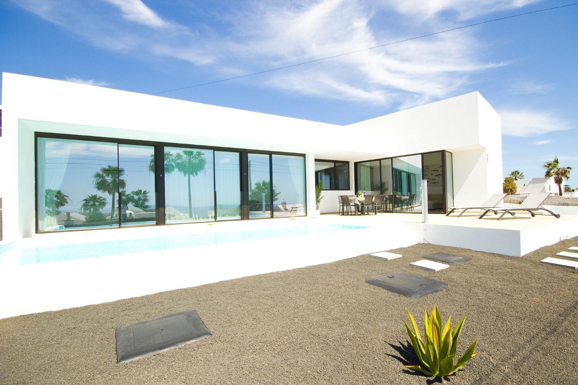 Villa Mendoza - By Az Rentals Guime Exterior photo